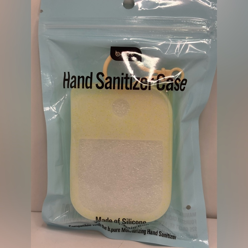 💋5/$25💋 Yellow Silicone Hand Sanitizer Case